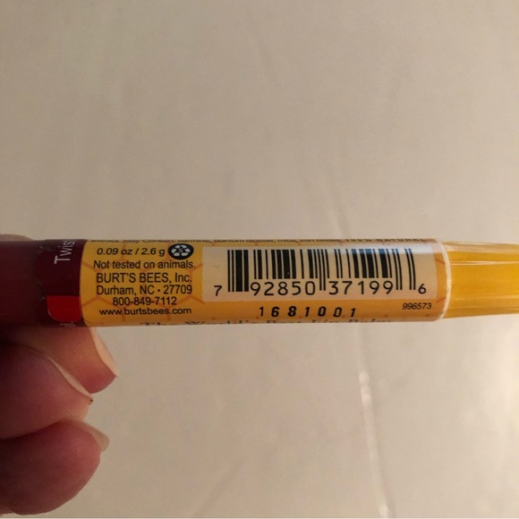 BURT’S BEES Bundle of 3 Unopened Lip Shimmer LIP BALM - Picture 7 of 8